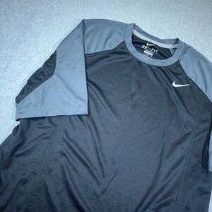 Nike Dri-FIT Athletic Shirt Mens Large Black Grey Short Sleeve Performance